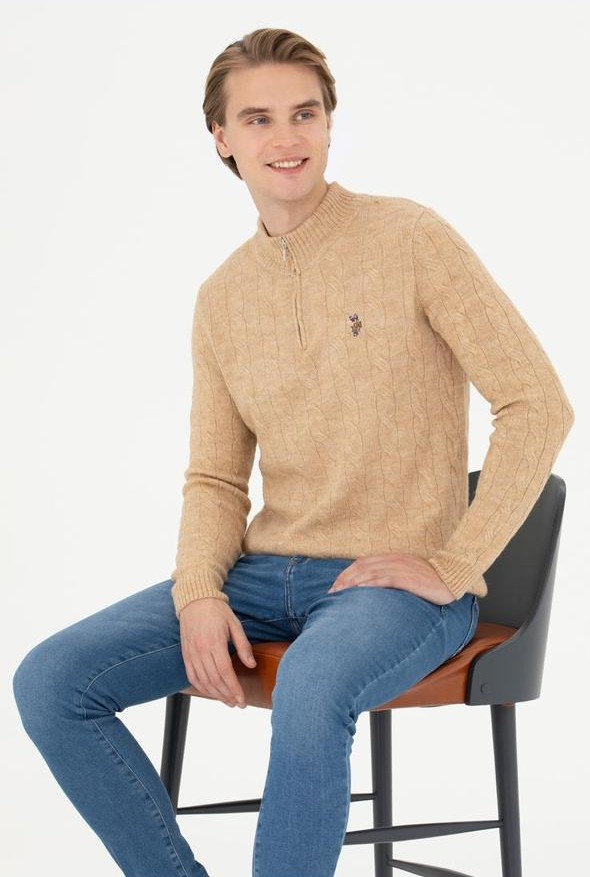 Men’s Classic Crewneck Sweater – Beige